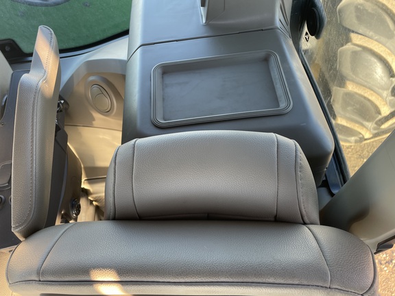 2024 John Deere 9R 540 Tractor 4WD