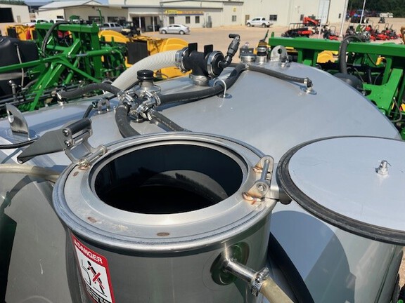 2025 John Deere 616R Sprayer/High Clearance