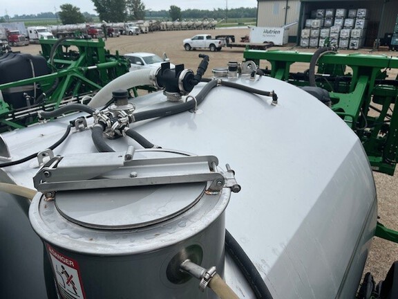 2025 John Deere 616R Sprayer/High Clearance