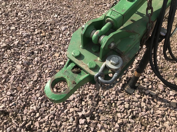 2009 John Deere 2210 Field Cultivator