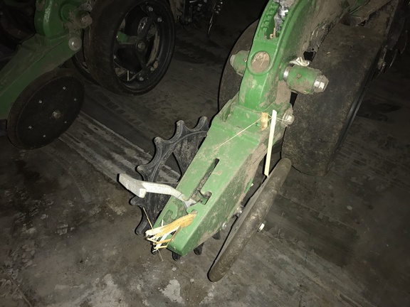 2024 John Deere 1775NT Planter