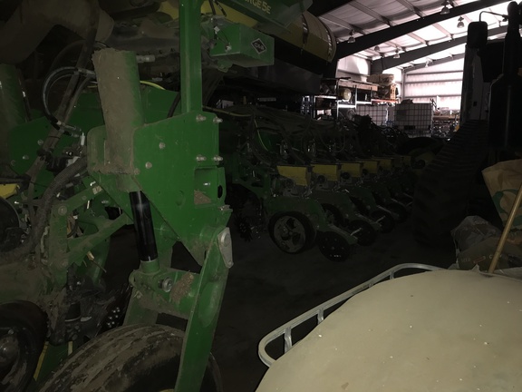2024 John Deere 1775NT Planter