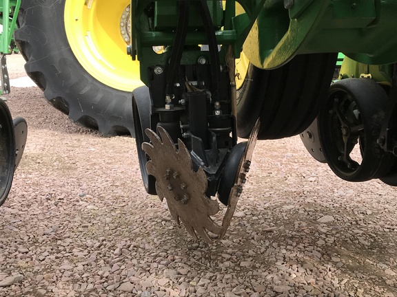 2024 John Deere 1775NT Planter