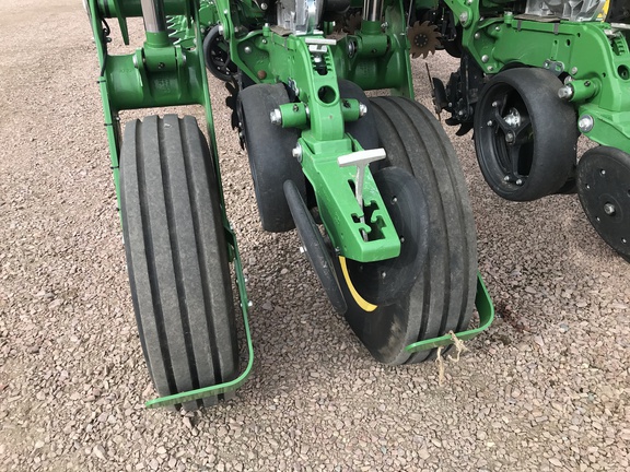 2024 John Deere 1775NT Planter