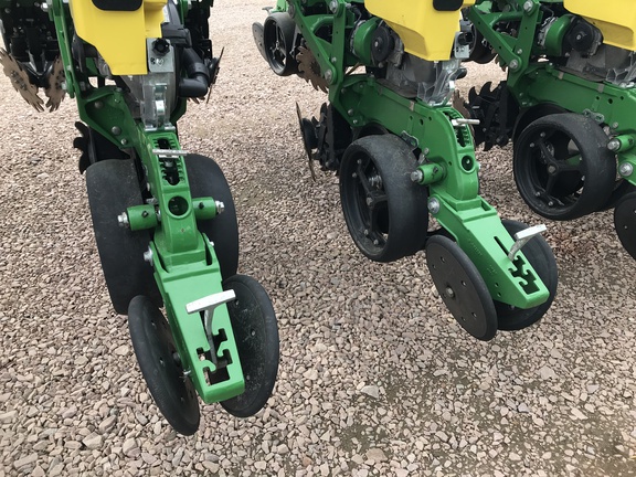 2024 John Deere 1775NT Planter