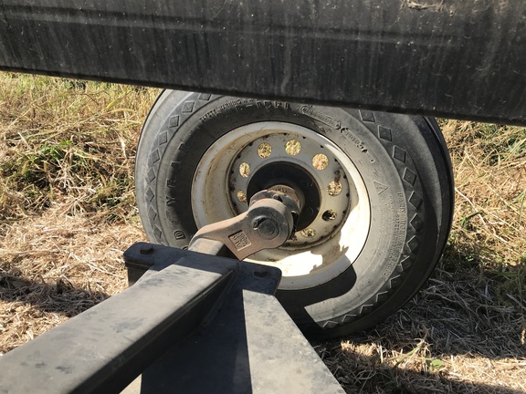 2013 MTD HC32 Header Transport