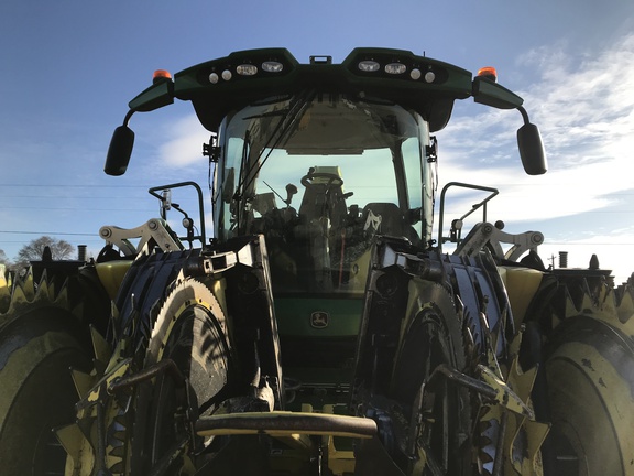 2022 John Deere 9900 Forage Harvester