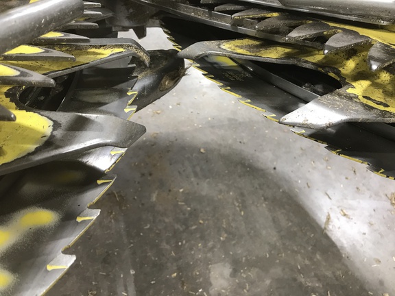 2021 John Deere 772 Header Forage