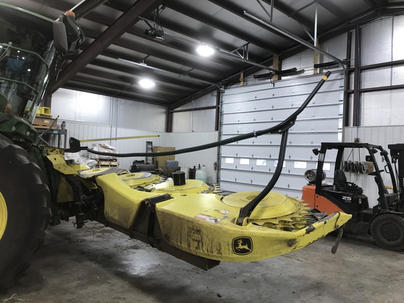 2021 John Deere 772 Header Forage