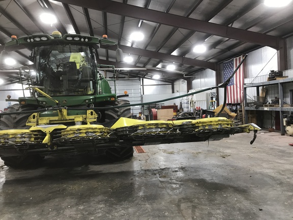 2021 John Deere 772 Header Forage