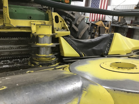 2021 John Deere 772 Header Forage