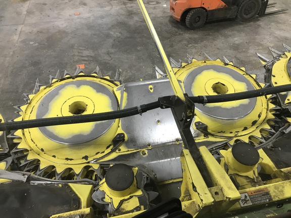 2021 John Deere 772 Header Forage