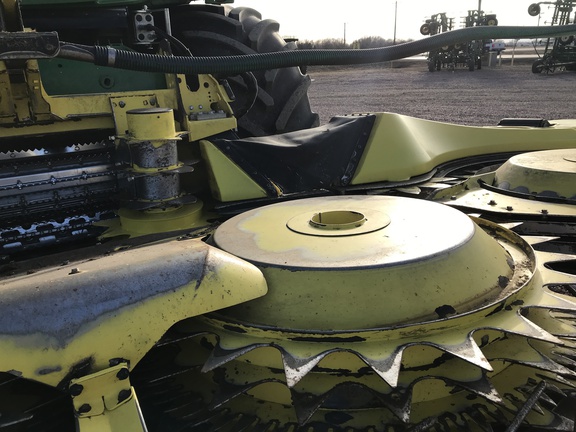 2021 John Deere 772 Header Forage