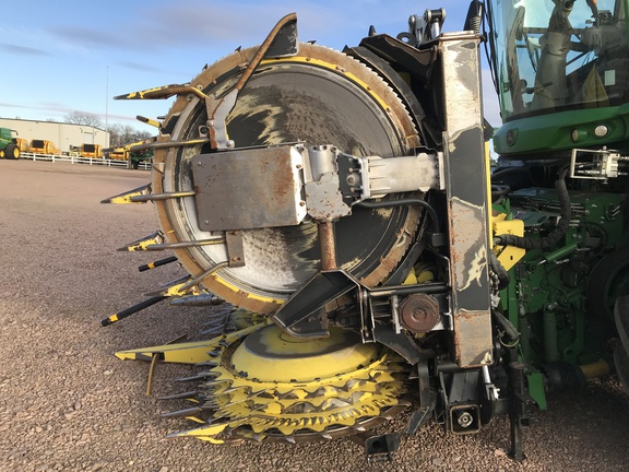 2021 John Deere 772 Header Forage