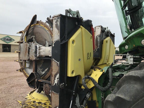 2021 John Deere 772 Header Forage