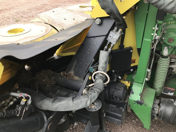 2021 John Deere 772 Header Forage