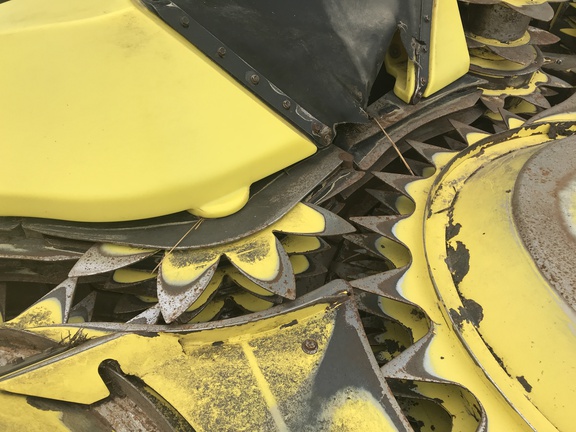 2021 John Deere 772 Header Forage