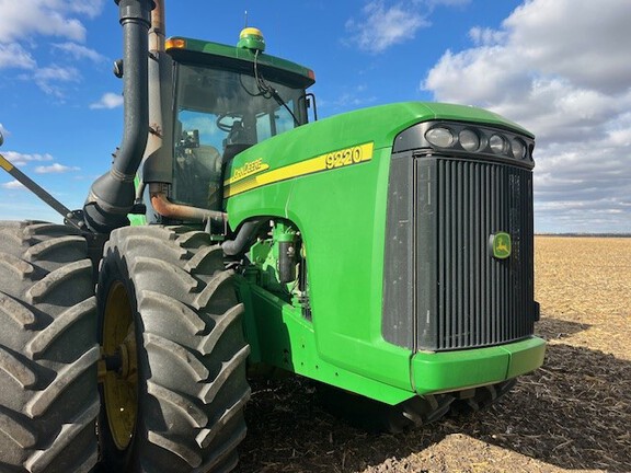 2005 John Deere 9220 Tractor 4WD