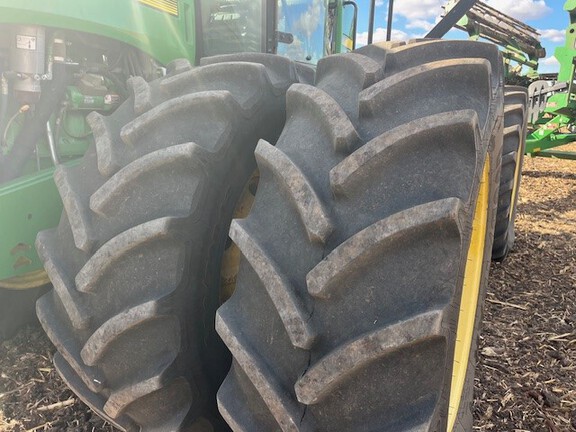 2005 John Deere 9220 Tractor 4WD