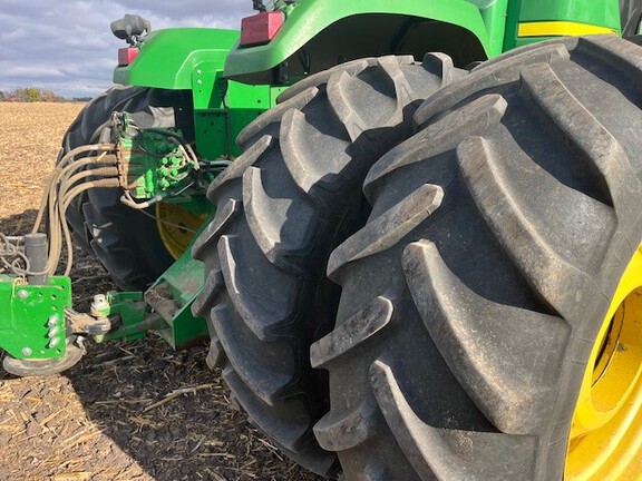 2005 John Deere 9220 Tractor 4WD