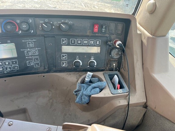 2005 John Deere 9220 Tractor 4WD