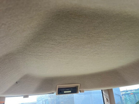 2005 John Deere 9220 Tractor 4WD