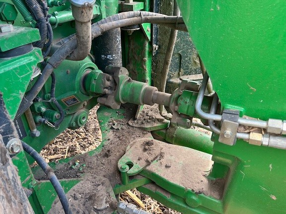 2005 John Deere 9220 Tractor 4WD