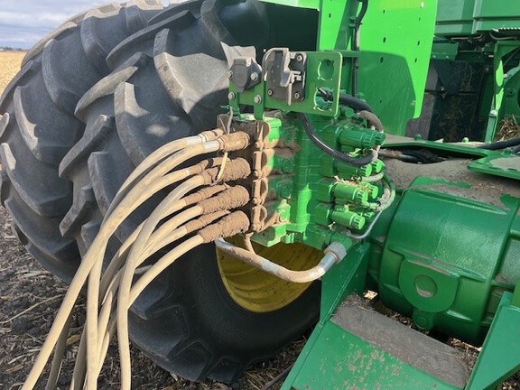 2005 John Deere 9220 Tractor 4WD