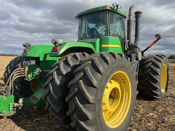 2005 John Deere 9220 Tractor 4WD