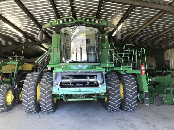 2023 John Deere S770 Combine