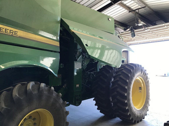 2023 John Deere S770 Combine