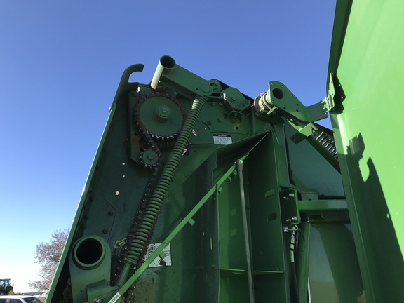2021 John Deere 560M Baler/Round