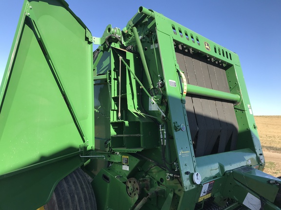 2021 John Deere 560M Baler/Round