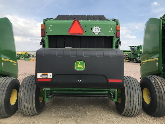 2021 John Deere 560M Baler/Round