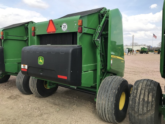 2021 John Deere 560M Baler/Round