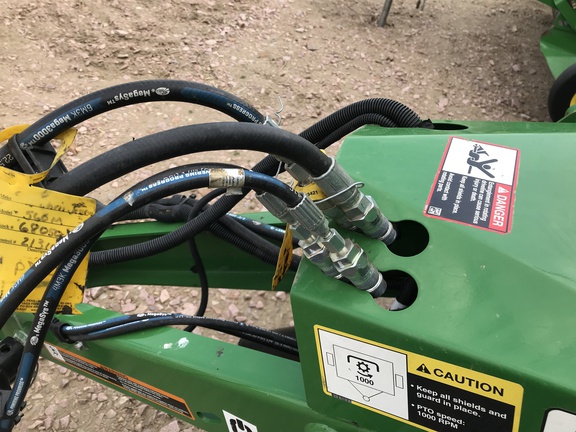 2021 John Deere 560M Baler/Round