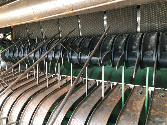 2021 John Deere 560M Baler/Round