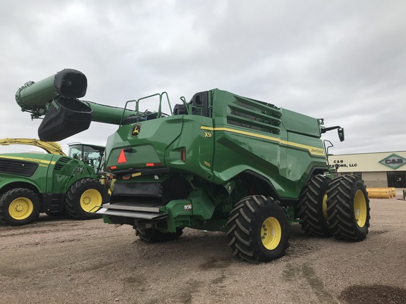 2022 John Deere X9 1100 Combine