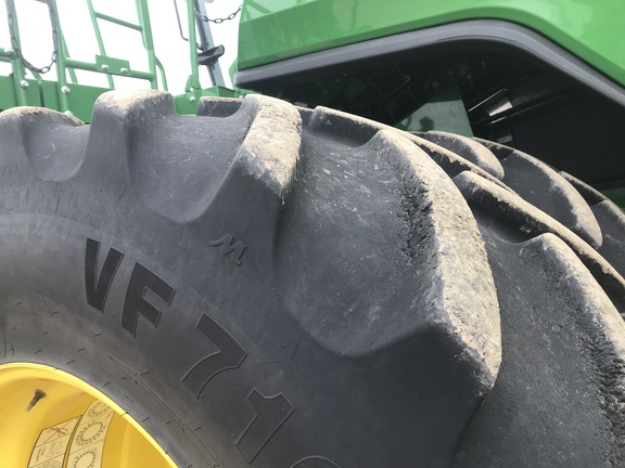 2022 John Deere X9 1100 Combine