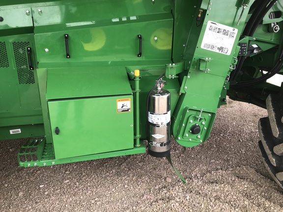 2022 John Deere X9 1100 Combine