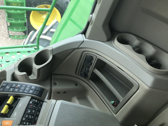 2022 John Deere X9 1100 Combine