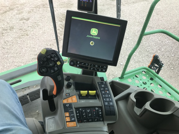 2022 John Deere X9 1100 Combine