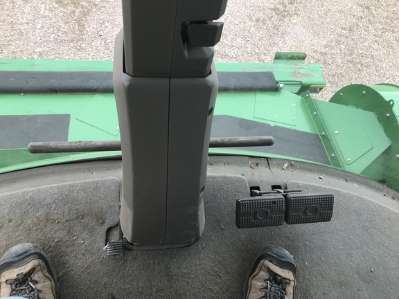 2022 John Deere X9 1100 Combine