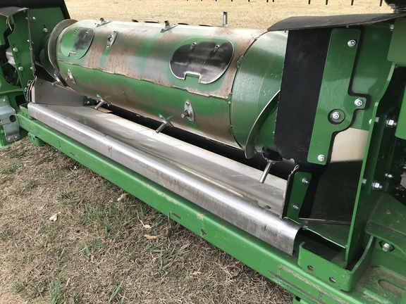 2022 John Deere HD50F Header Combine