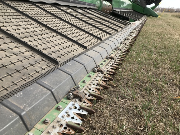 2022 John Deere HD50F Header Combine