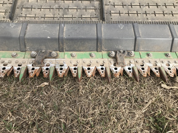 2022 John Deere HD50F Header Combine