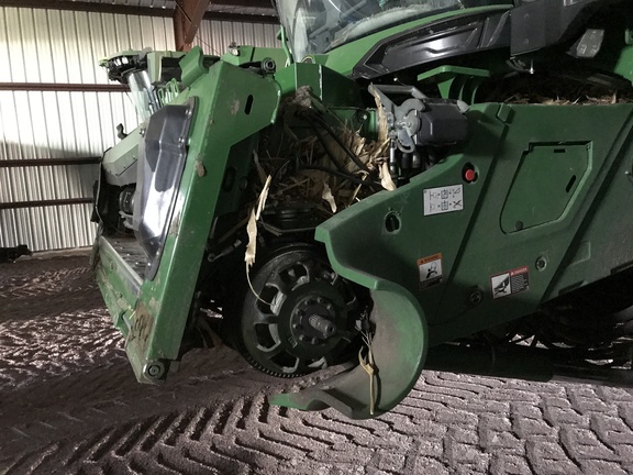2022 John Deere X9 1100 Combine
