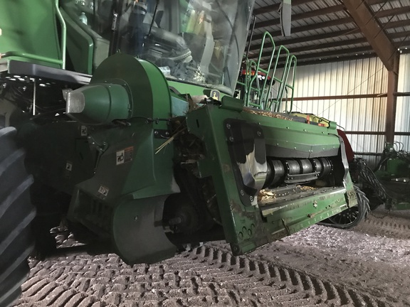 2022 John Deere X9 1100 Combine