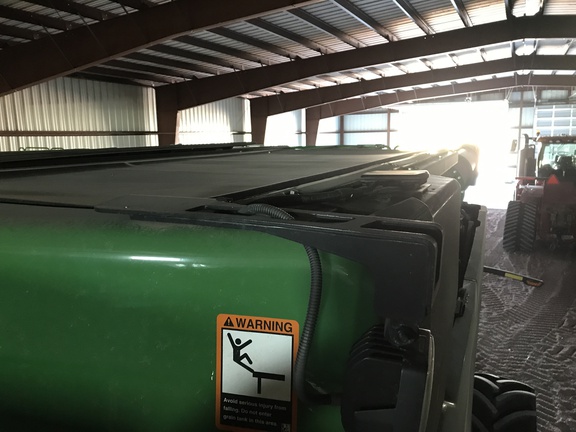 2022 John Deere X9 1100 Combine