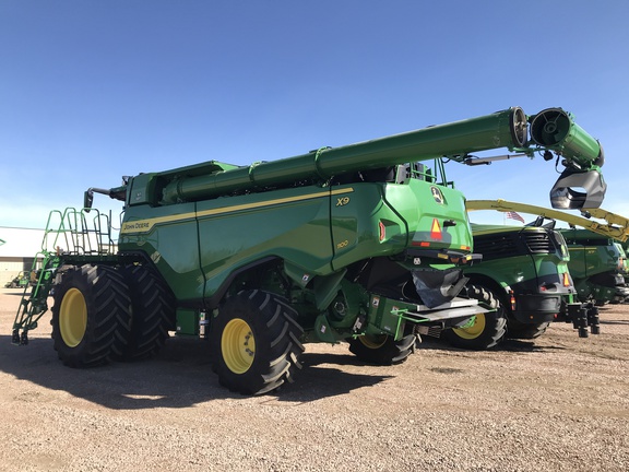 2022 John Deere X9 1100 Combine